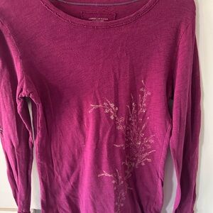 American Eagle Outfitters Fuchsia Long Sleeve Tee